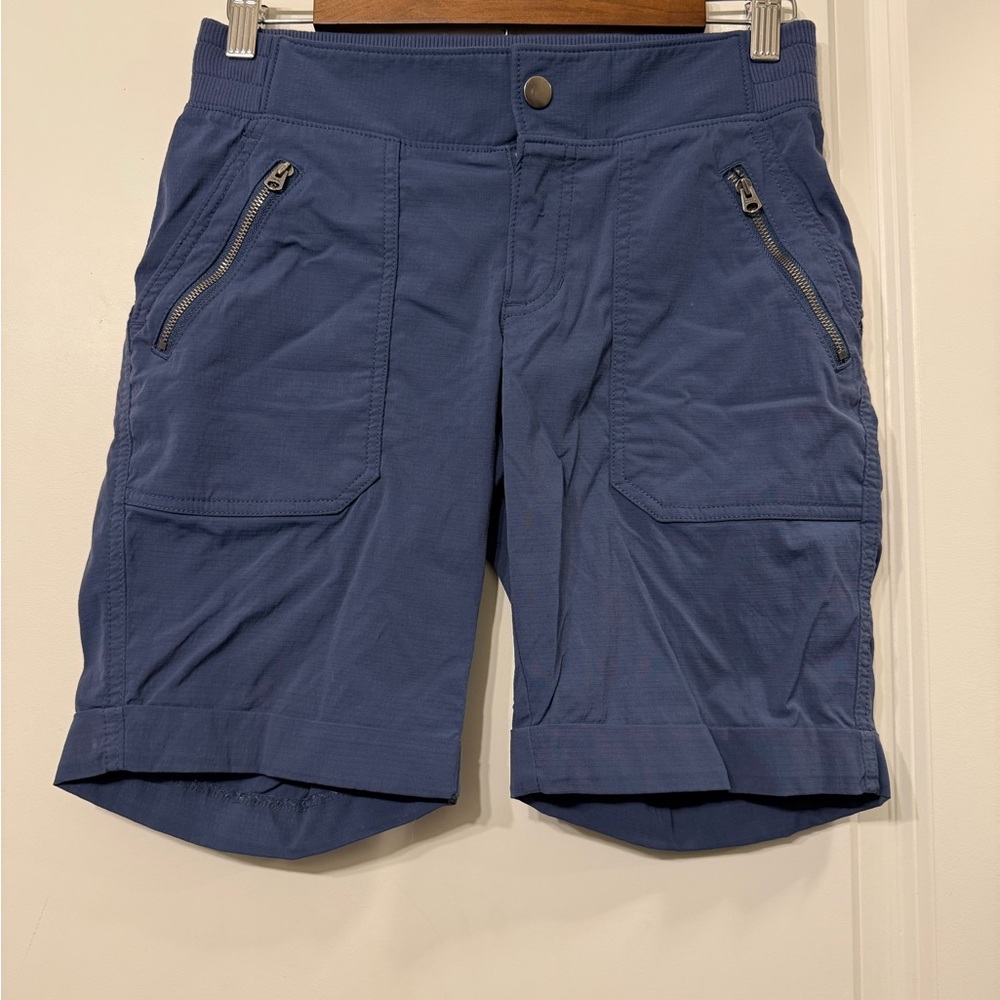 #46 Athleta Shorts Womens Size 2
